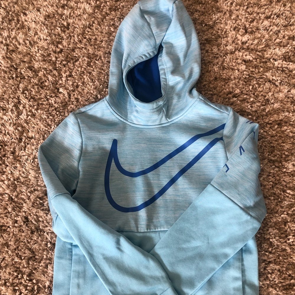 Youth large Nike sweatshirt